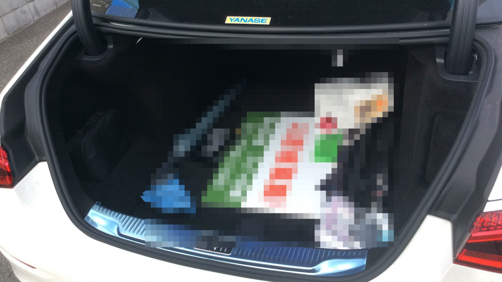 内装トランク