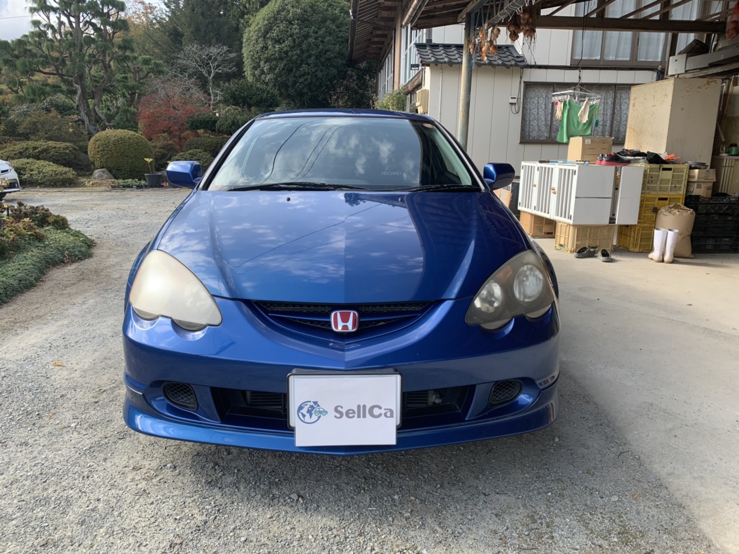 外装前方