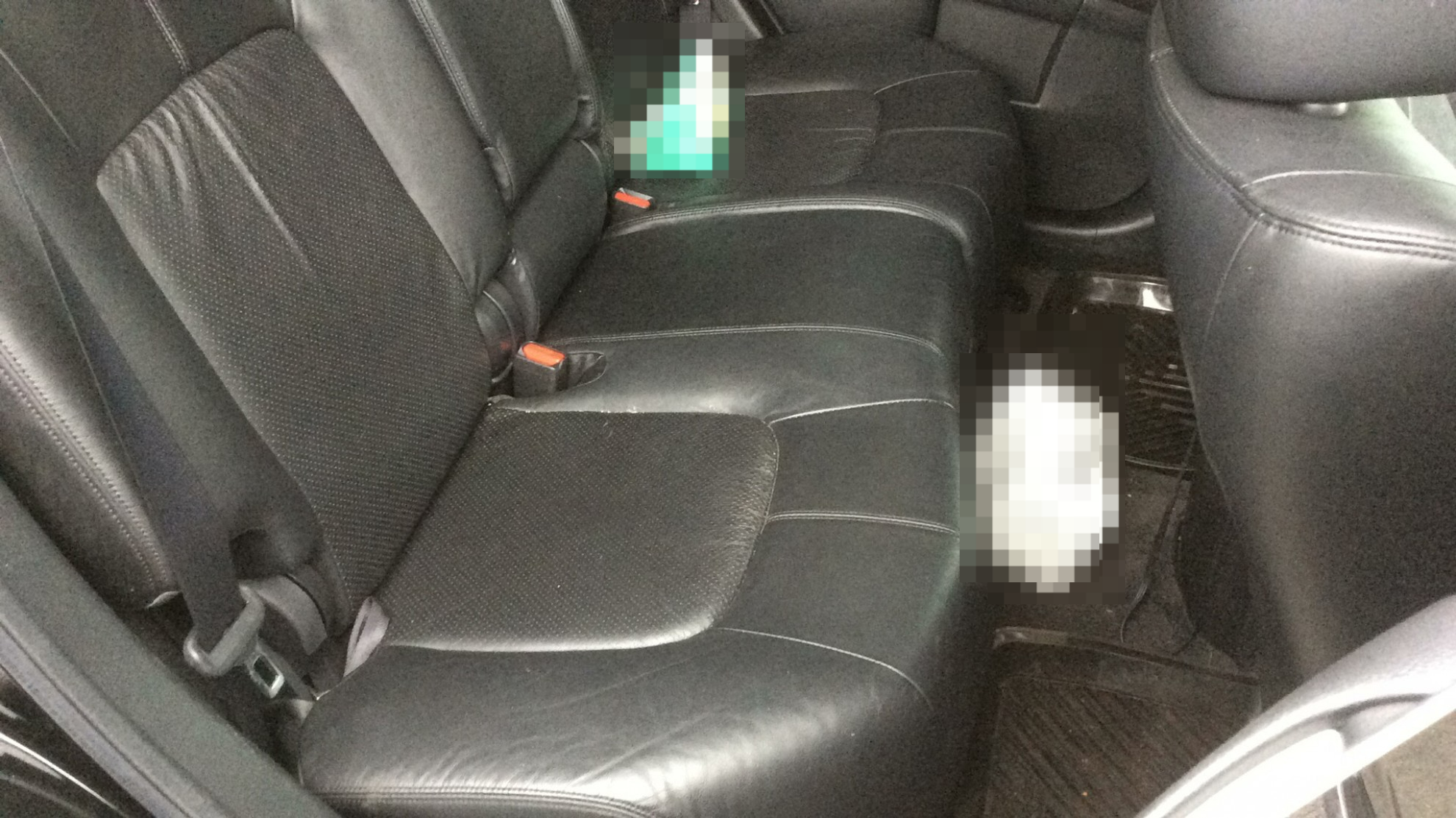 内装後方シート