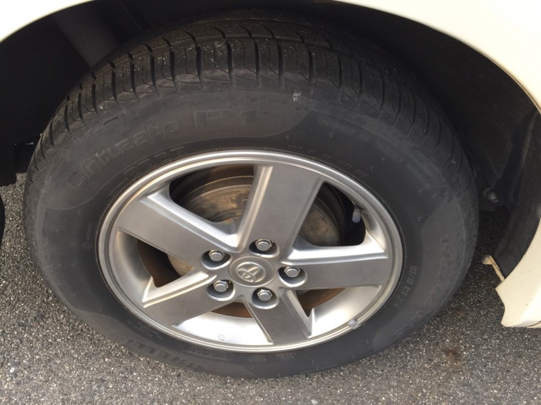 タイヤホイール前