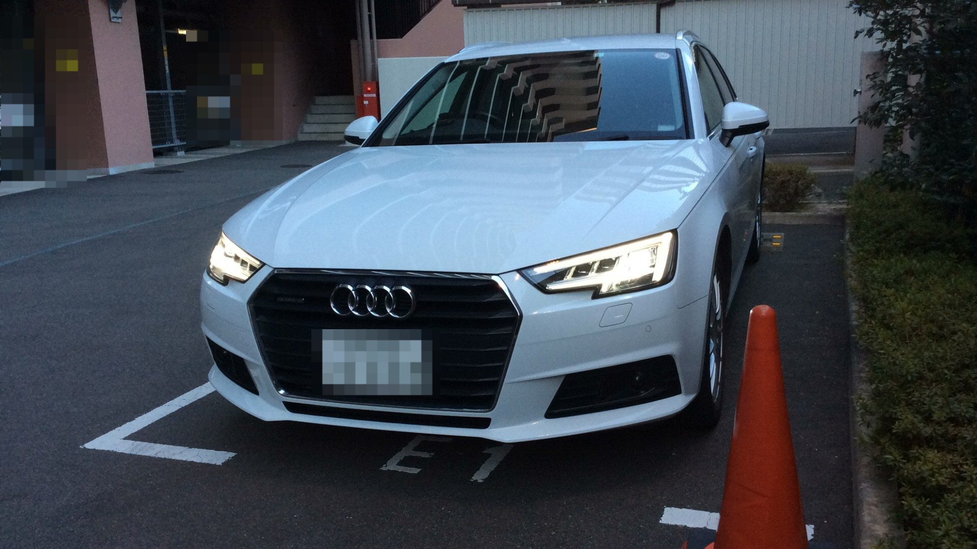 アウディ Ａ４アバントの売買実績画像