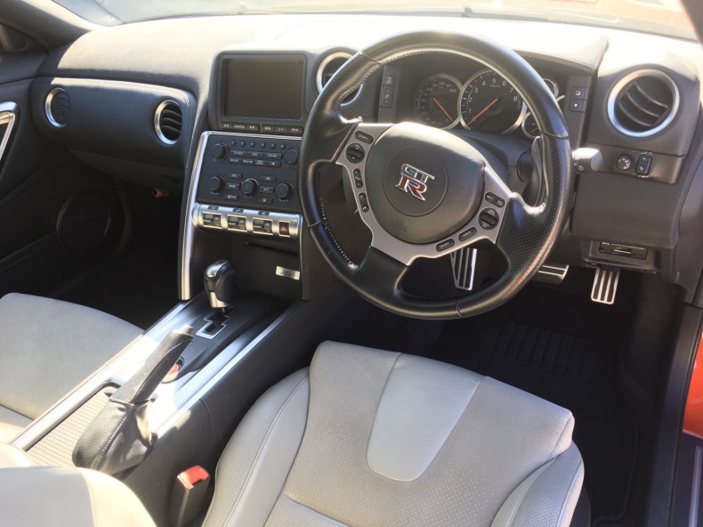 内装インパネ全体