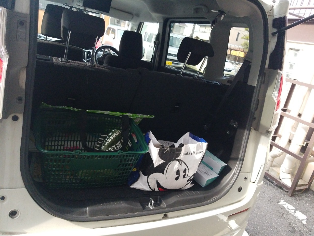 内装トランク