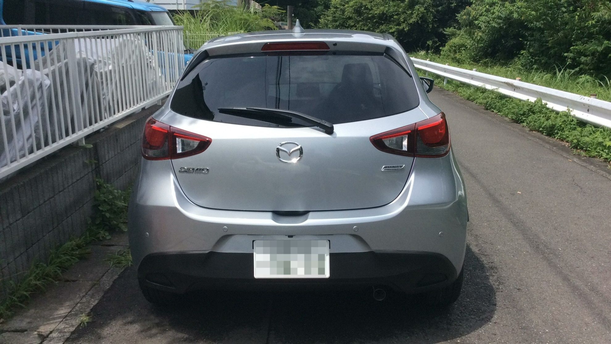 外装左後方