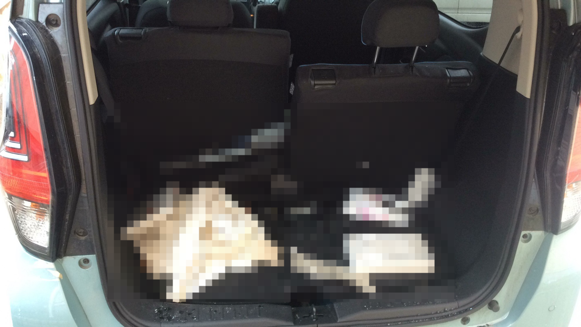 内装トランク