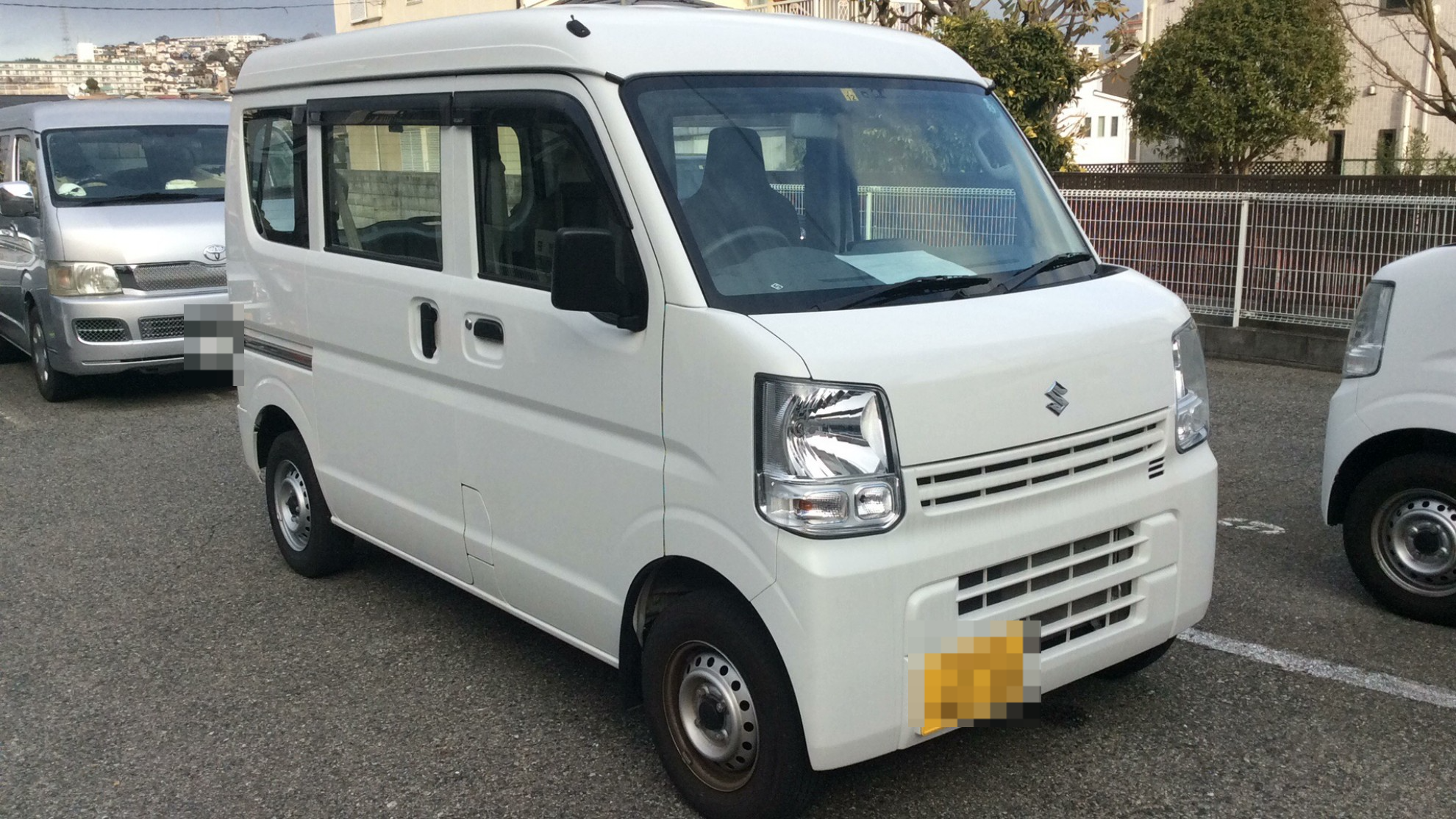 外装右前