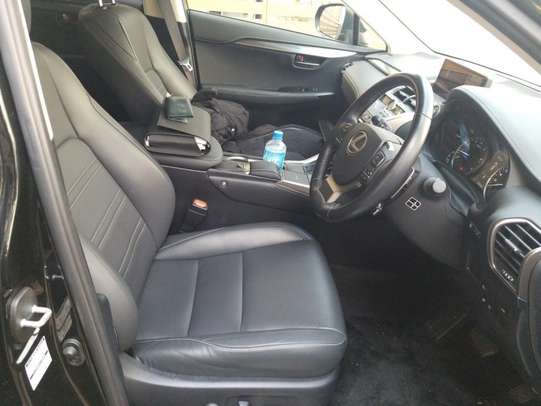 内装前方シート