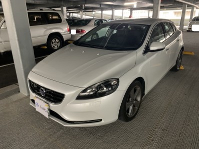 car_main_img