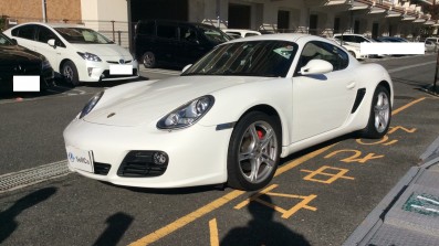 car_main_img