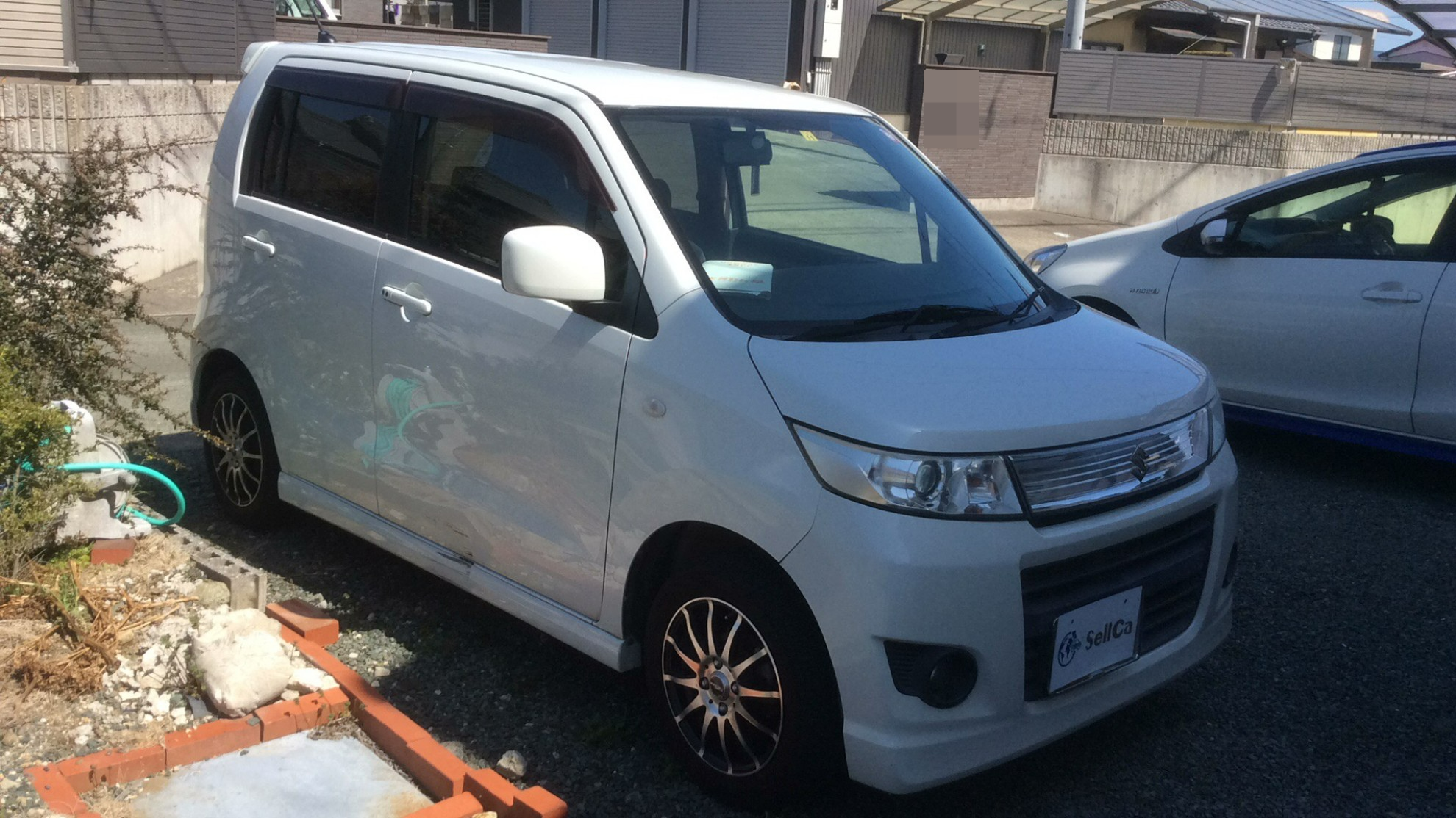 外装右前