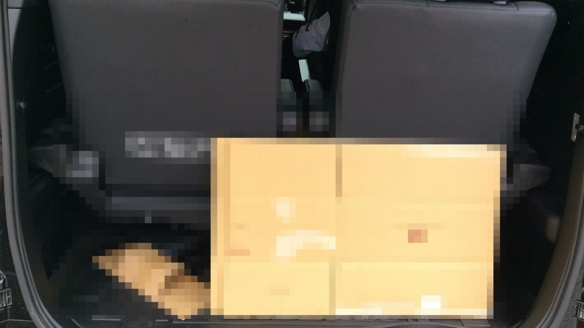 内装トランク