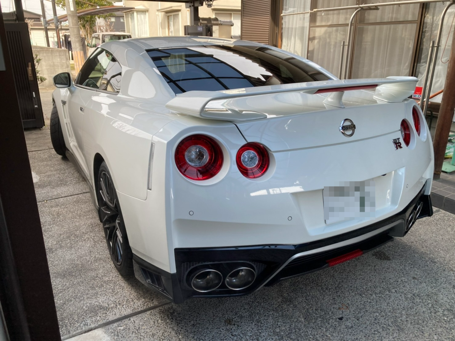 外装左後方