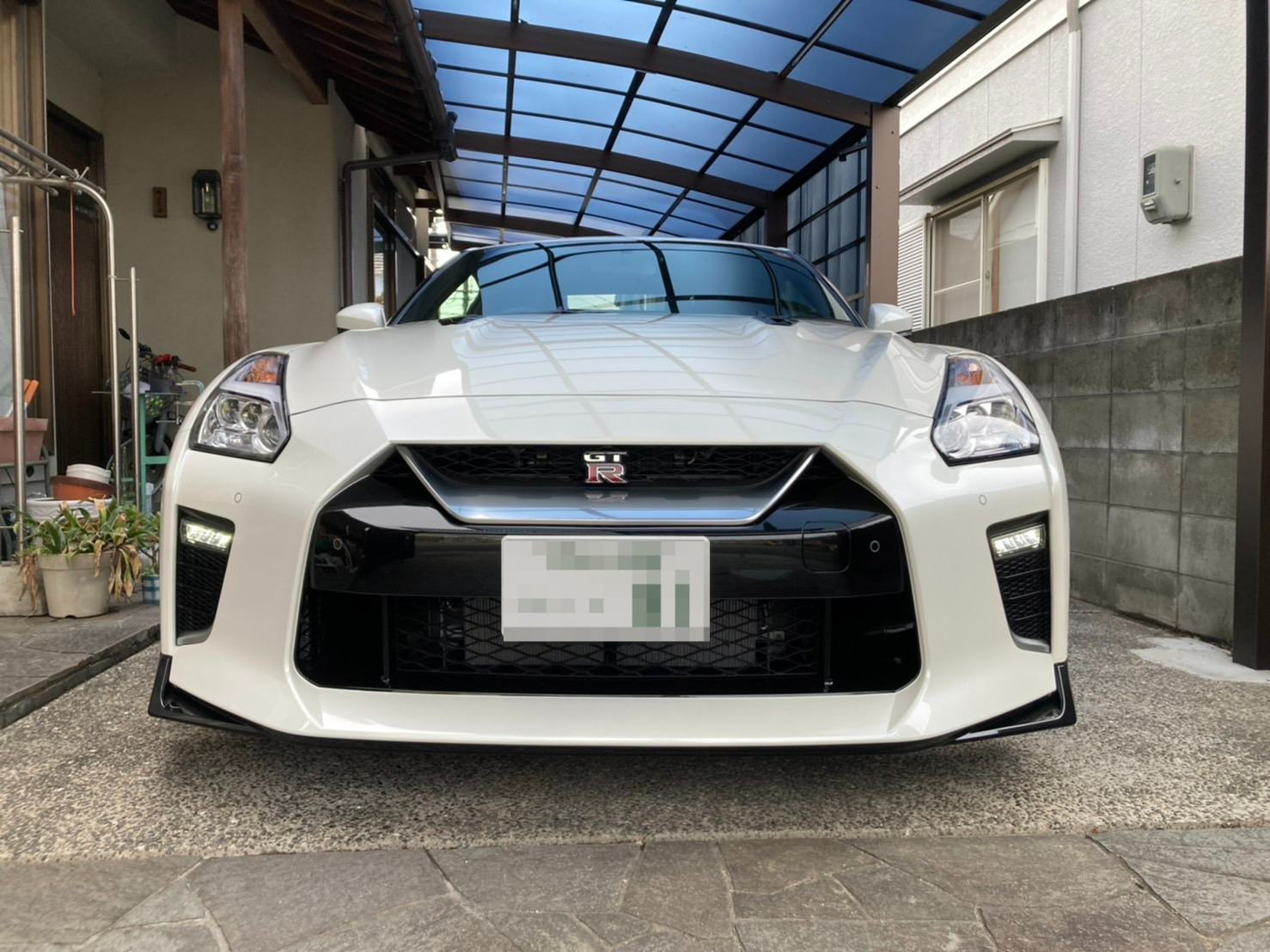 外装前方