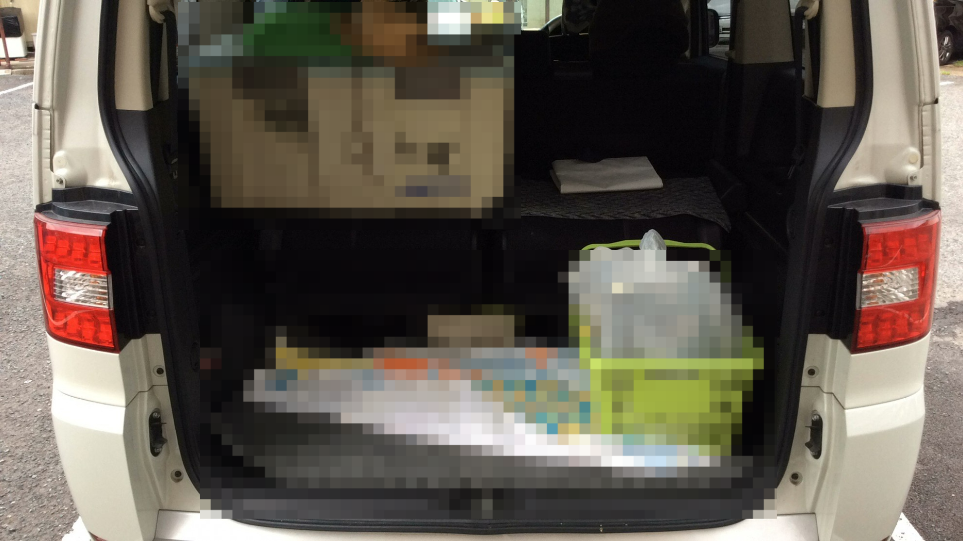 内装トランク