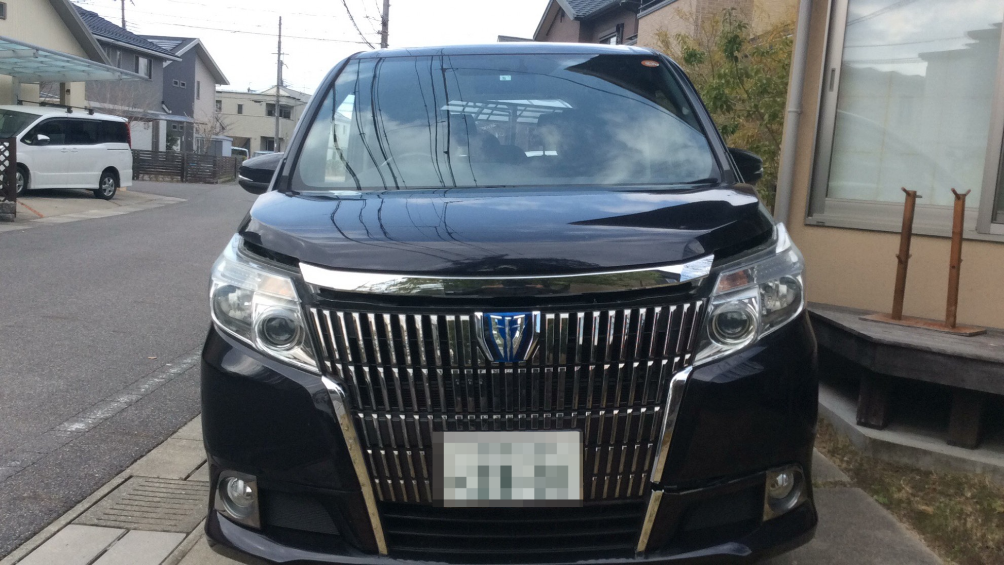 外装前方
