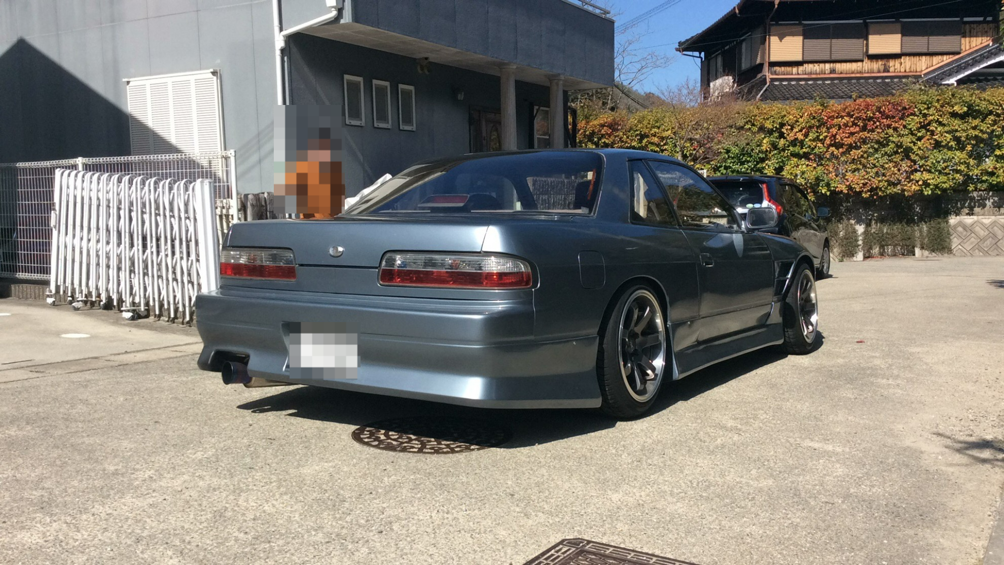 外装右後