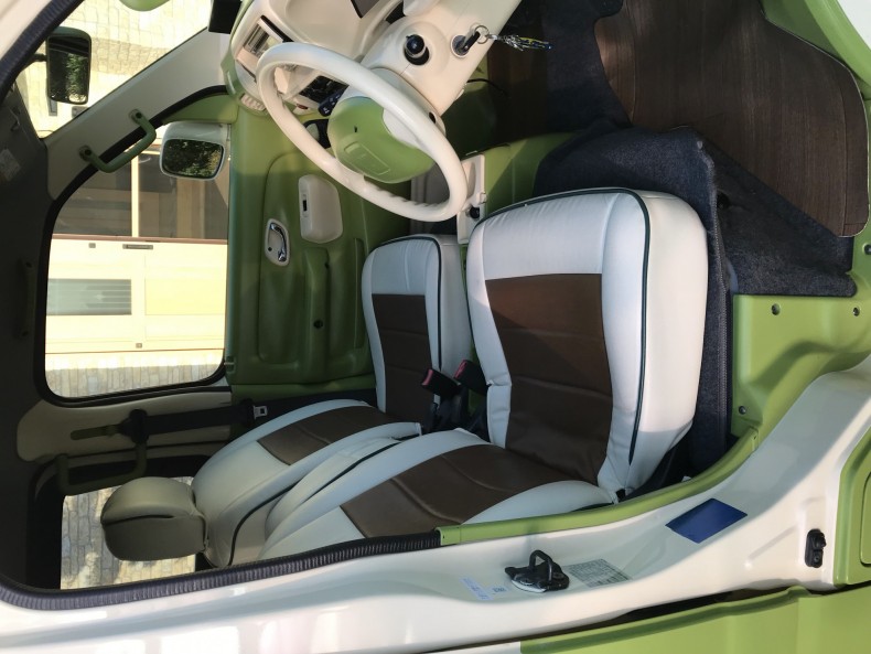 内装前方シート