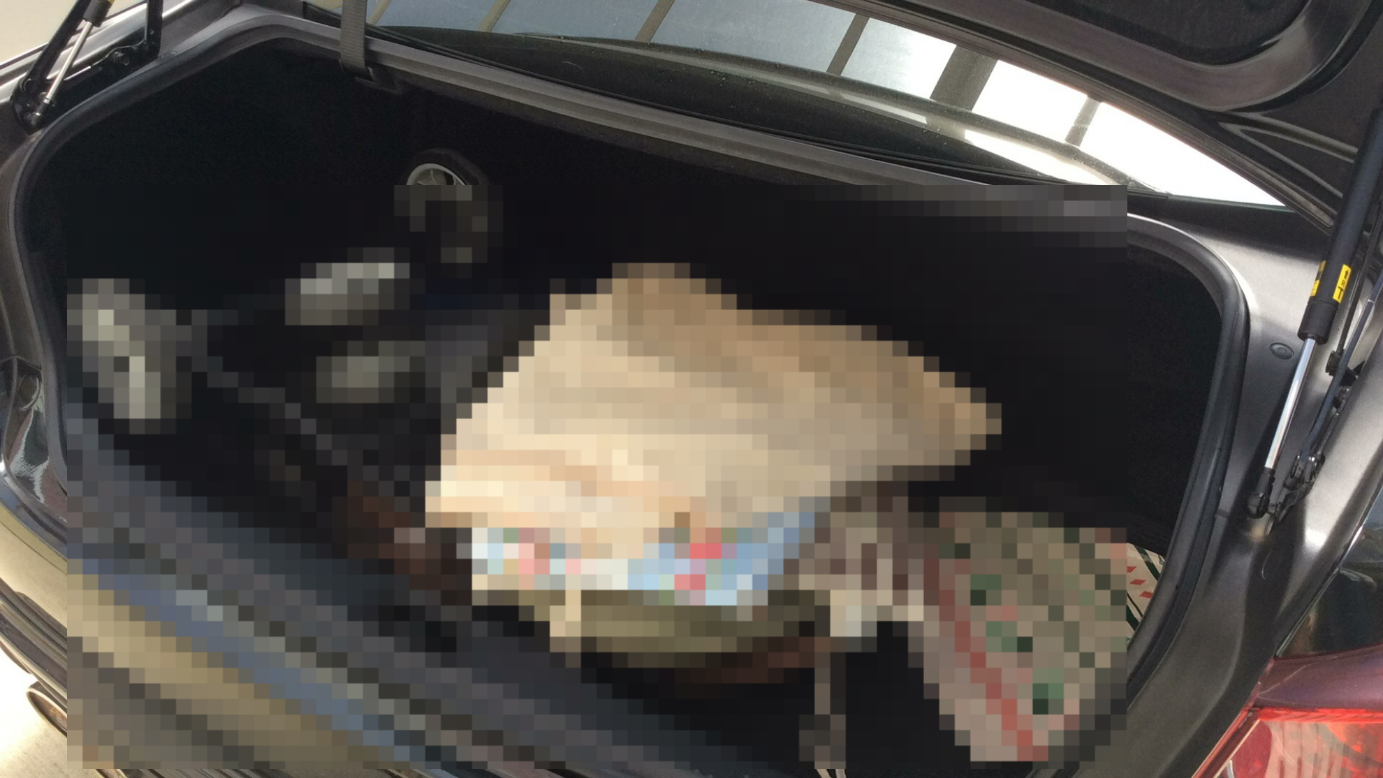 内装トランク