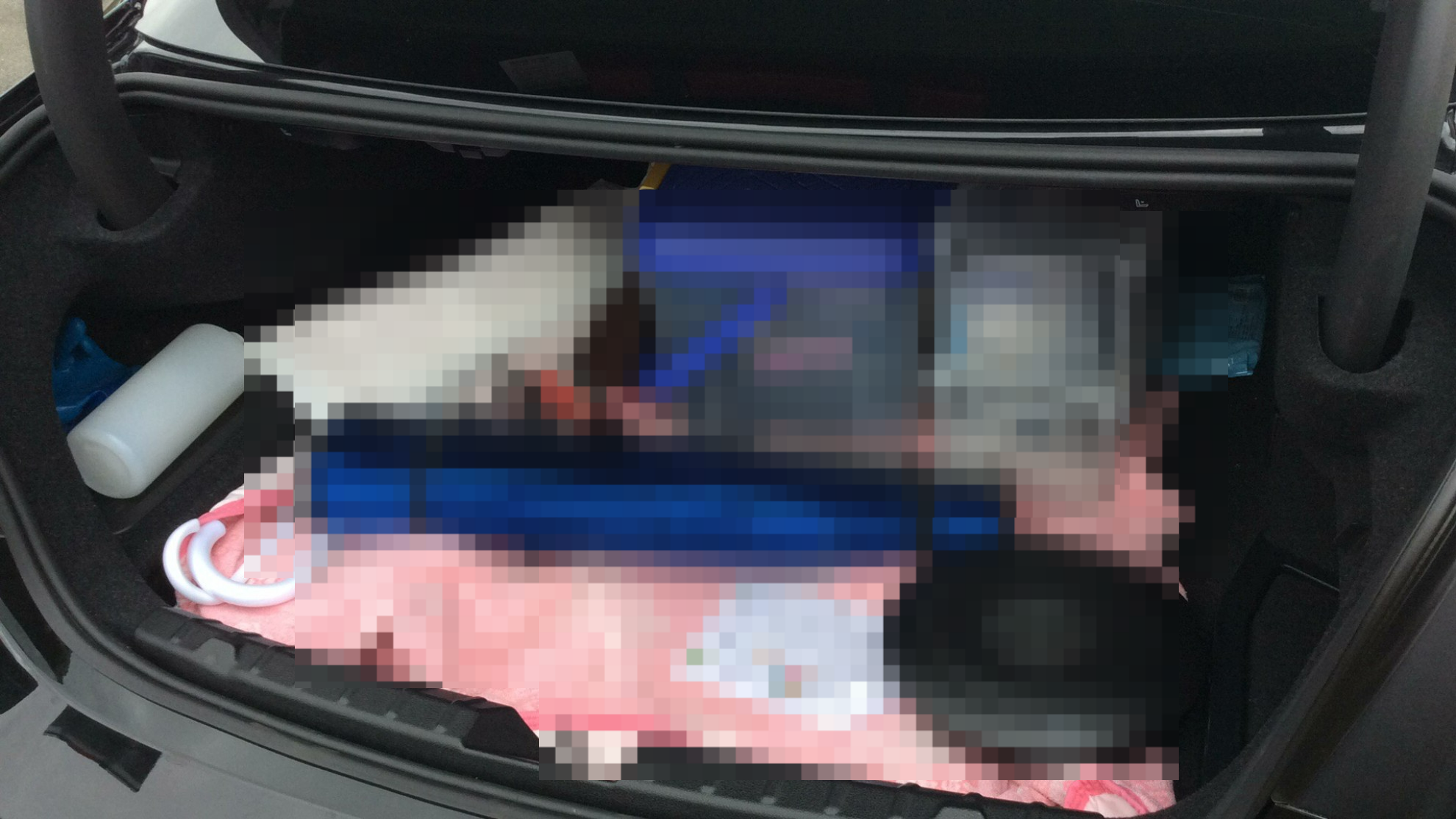 内装トランク