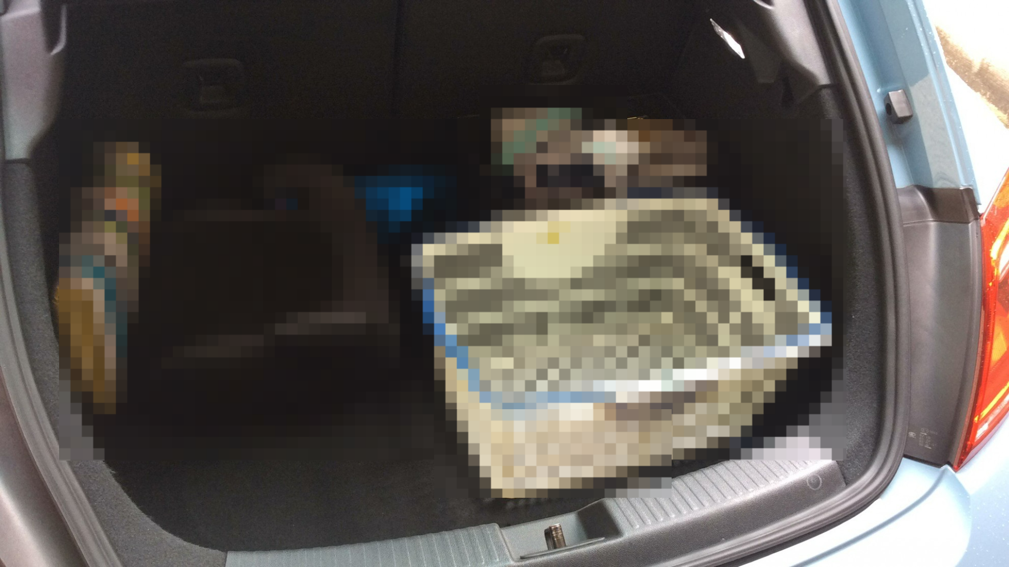 内装トランク