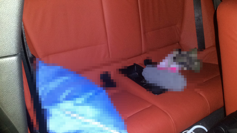 内装後方シート