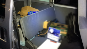 内装後方シート