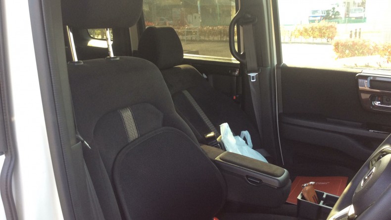 内装前方シート