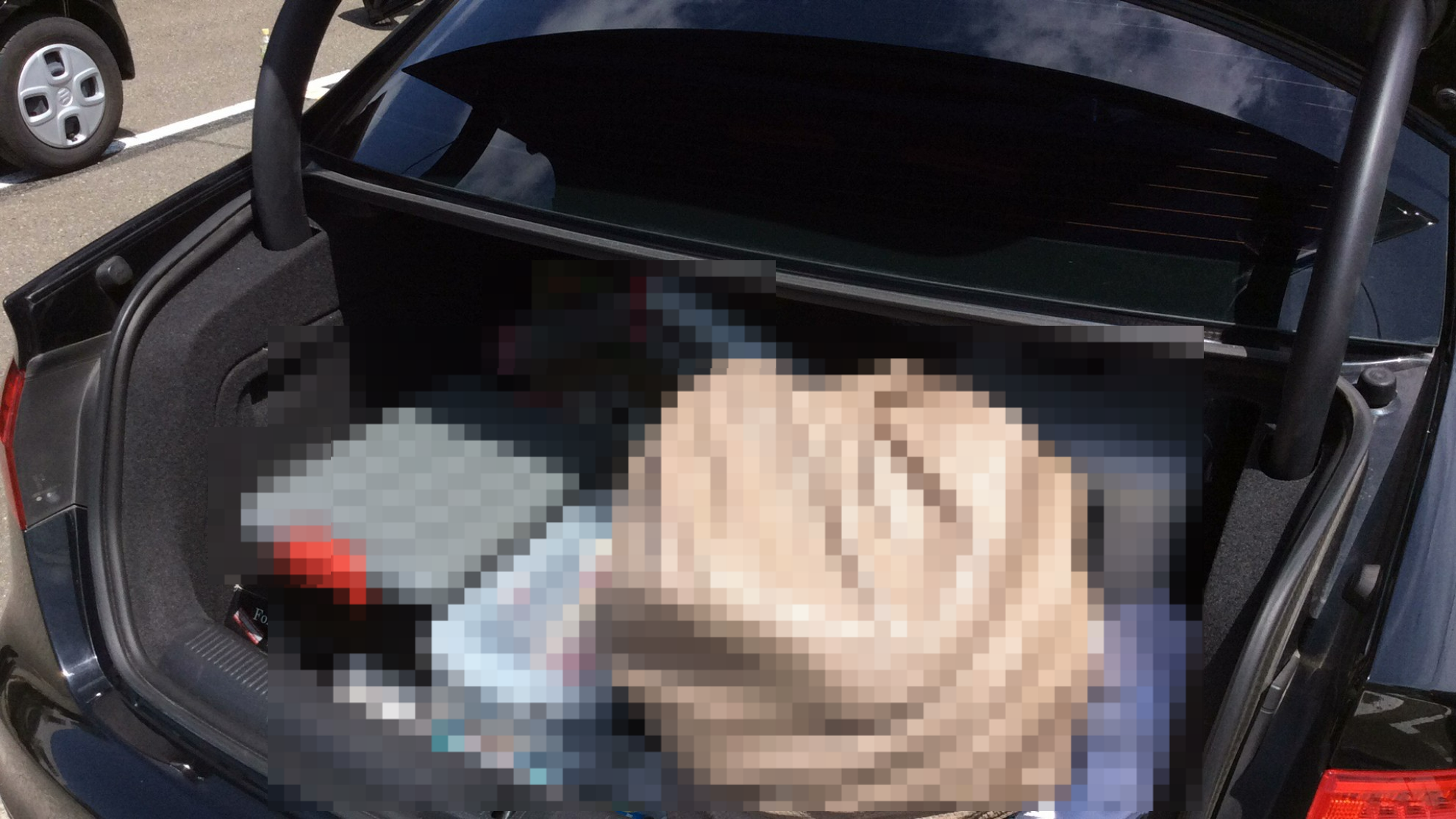 内装トランク