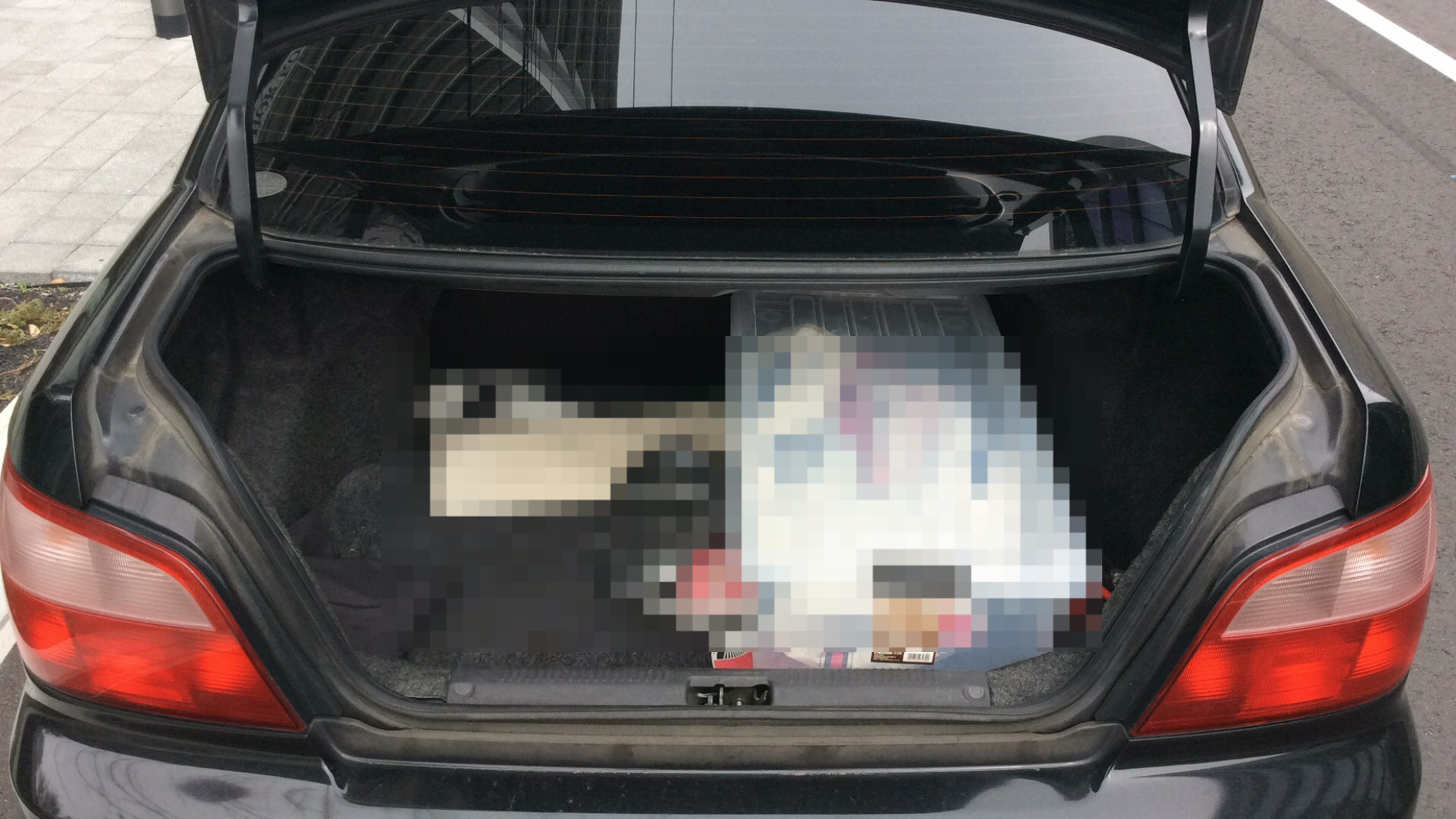 内装トランク