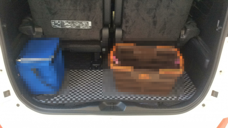 内装トランク