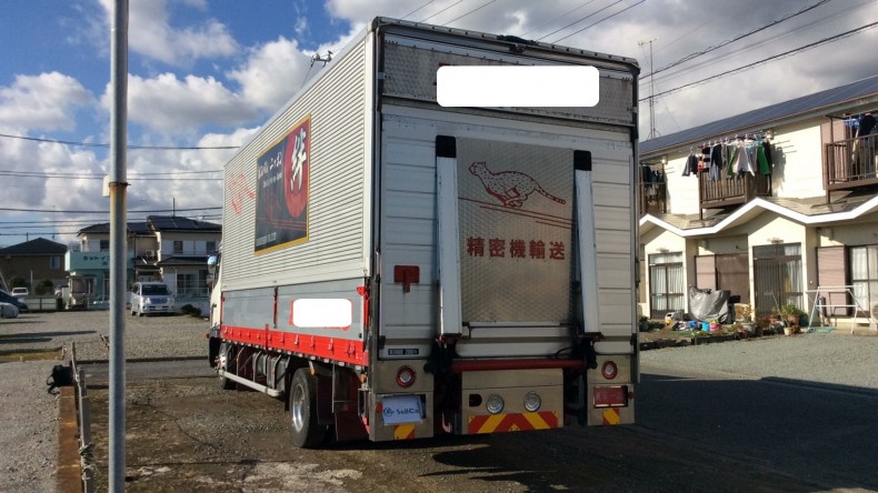 外装右後