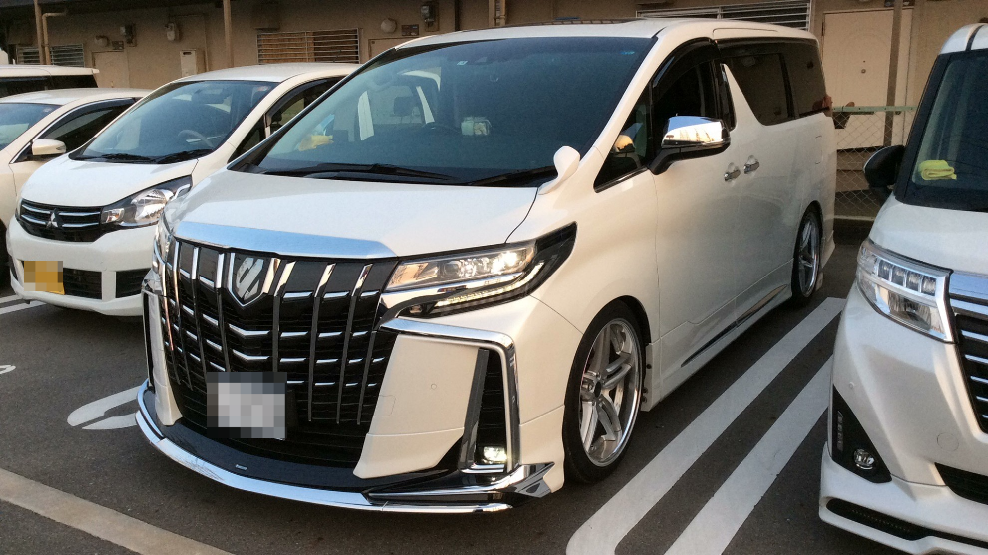 トヨタ アルファードの売買実績画像