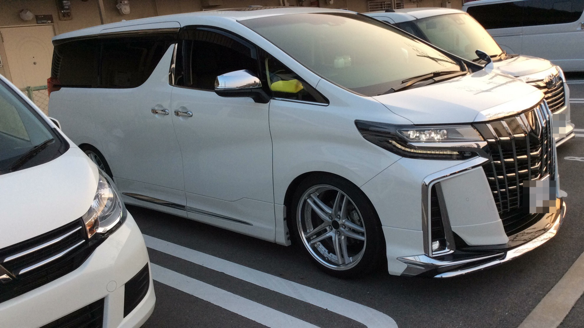 外装右