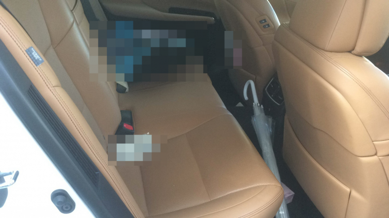 内装後方シート