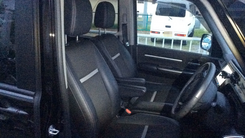 内装前方シート