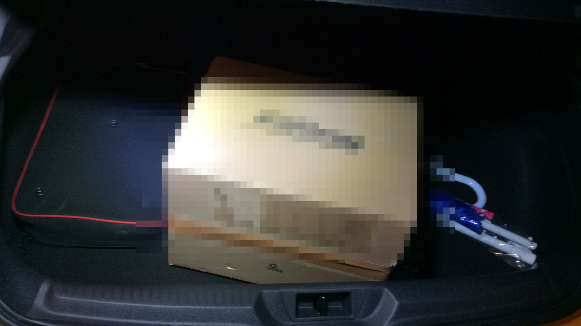 内装トランク