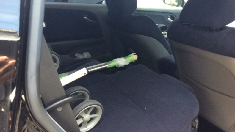 内装後方シート