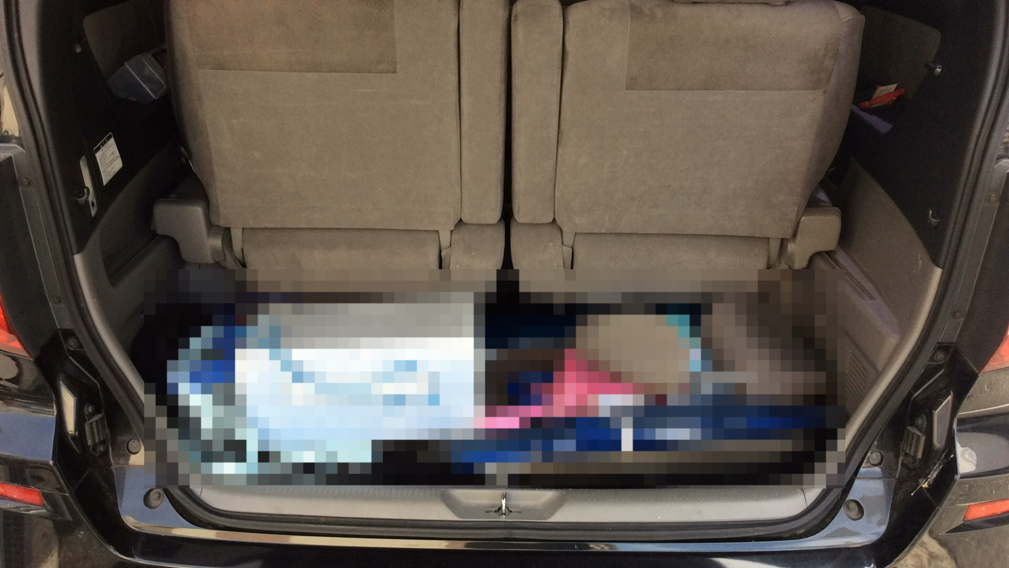 内装トランク