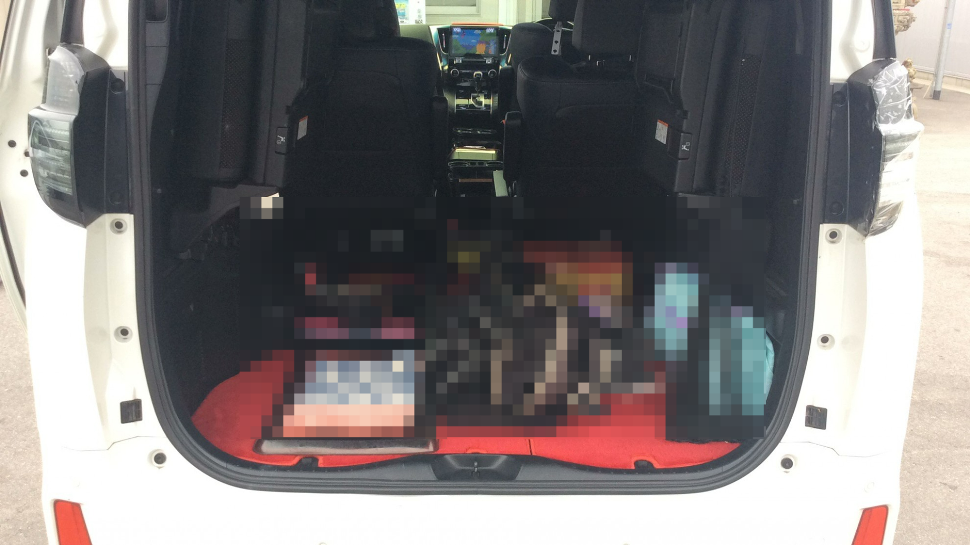 内装トランク