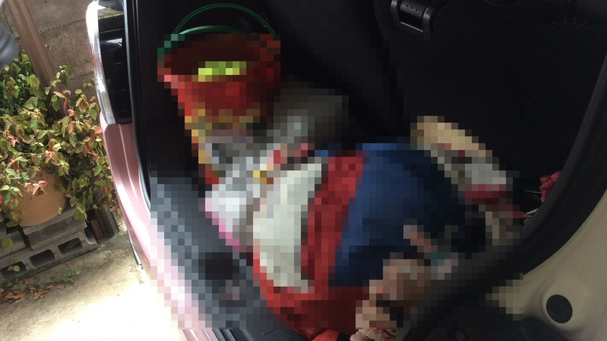 内装トランク