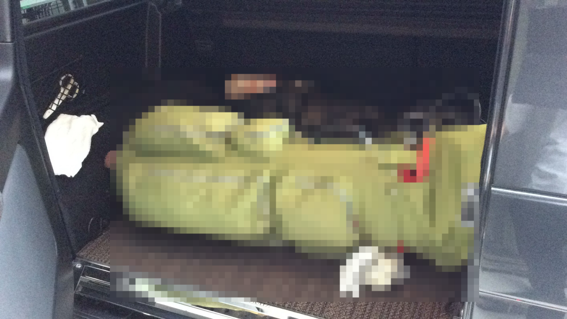 内装トランク