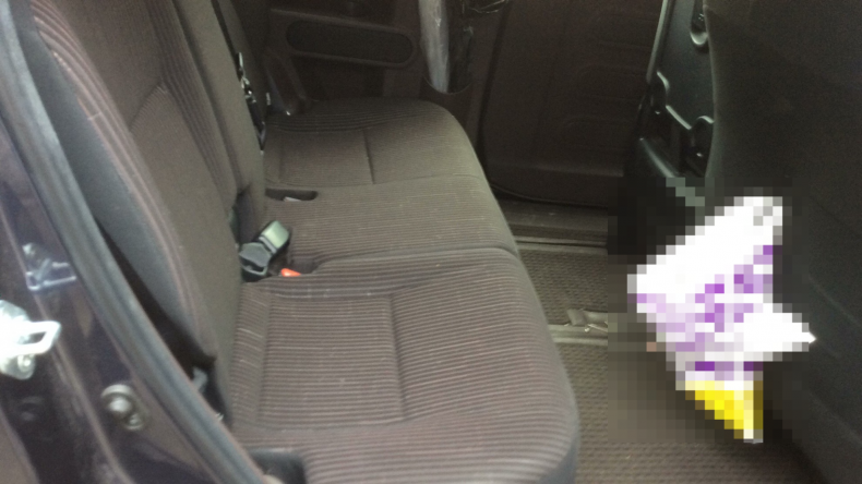 内装後方シート