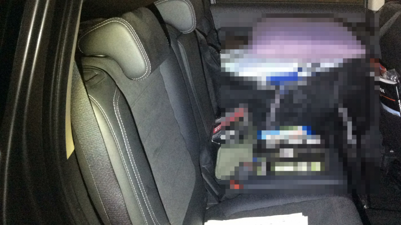 内装後方シート