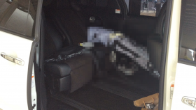 内装後方シート