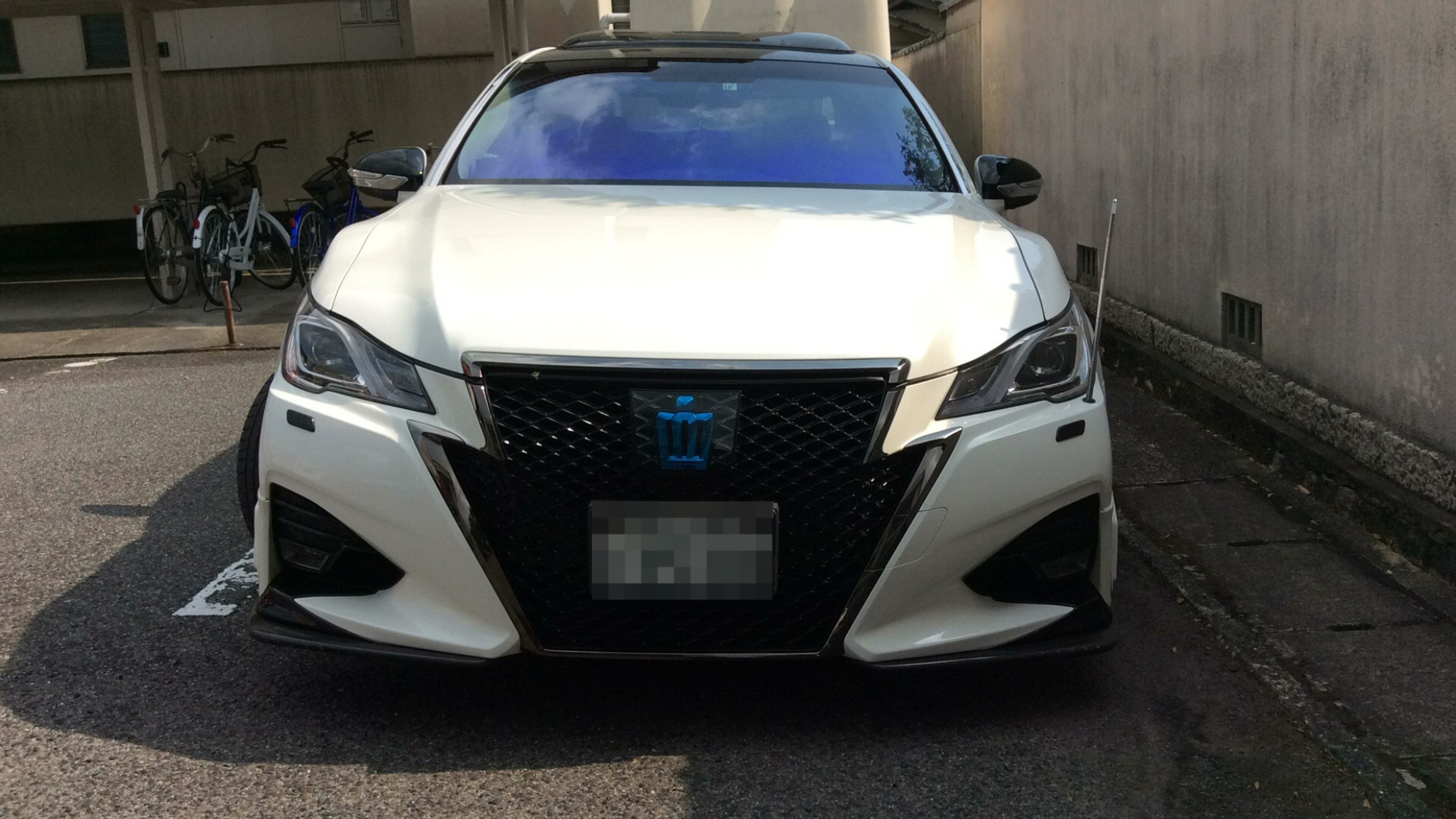外装前方