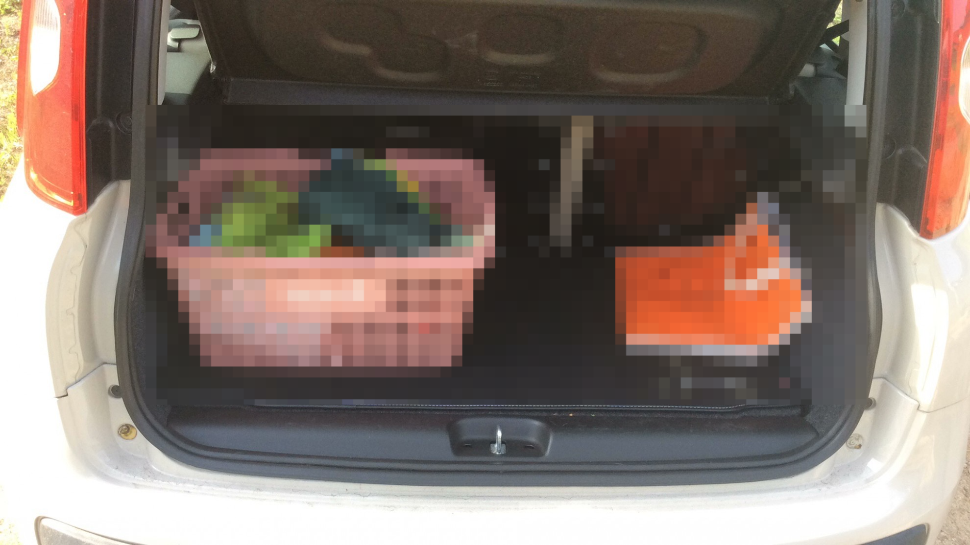 内装トランク