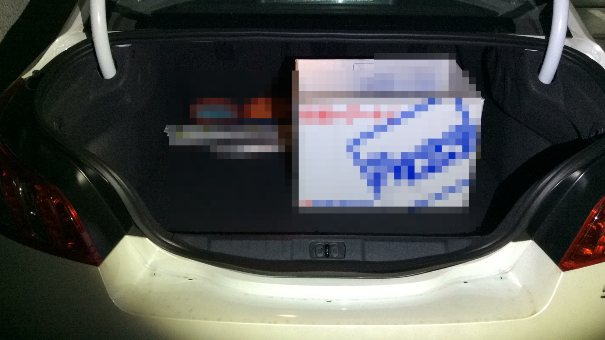 内装トランク