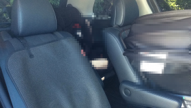 内装後方シート