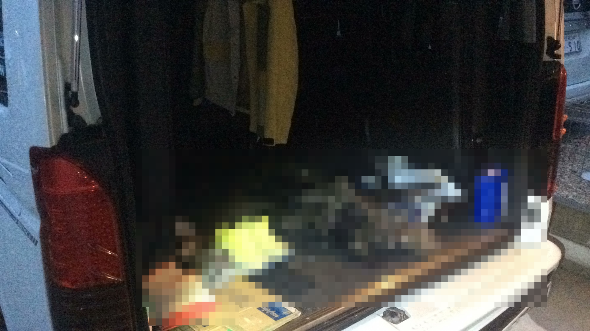 内装トランク