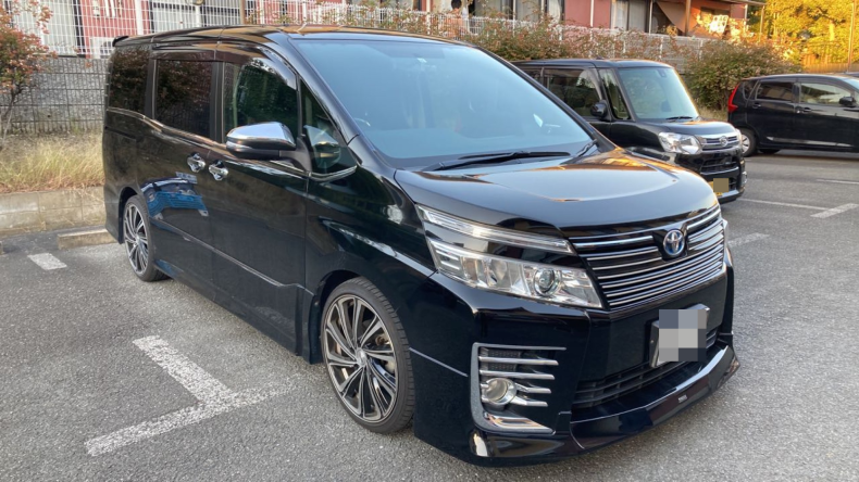 外装右前